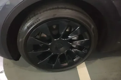 Tesla Model Y 2021, 87700 км, за 24845 USD - фото 10