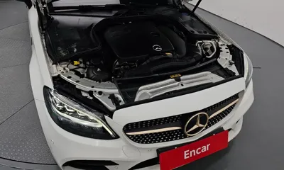 Mercedes-Benz C-Class 2019, 96608 км, за 17781.61 USD - фото 6