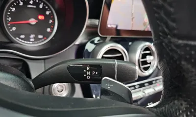 Mercedes-Benz C-Class 2019, 96608 км, за 17781.61 USD - фото 9