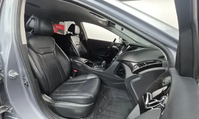 Hyundai Grandeur 2016, 132111 км, за 5417.9 USD - фото 10