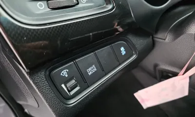 Hyundai Grandeur 2016, 132111 км, за 5417.9 USD - фото 13