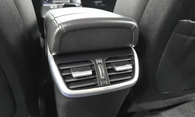 Hyundai Grandeur 2020, 116455 км, за 12768.74 USD - фото 33
