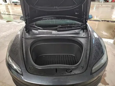 Tesla Model 3 2024, 24100 км, за 26398.33 USD - фото 20