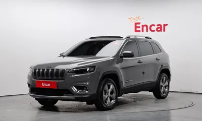 Jeep Cherokee · 2021 год