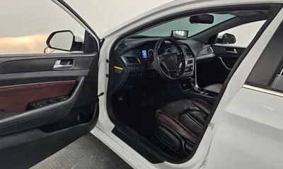 Hyundai Sonata 2017, 136844 км, за 5785.61 USD - фото 10