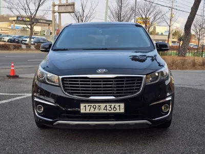 Kia Canival 2016, 106000 км, за 5916.19 USD