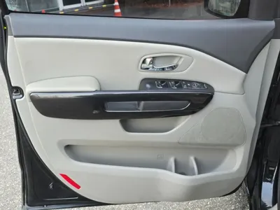 Kia Canival 2016, 106000 км, за 5916.19 USD - фото 17