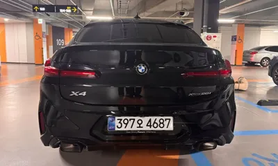 BMW X4 2025, 7404 км, за 50091.12 USD