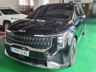 Kia Canival · 2025 год