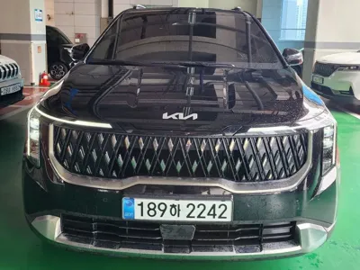 Kia Canival 2025, 34000 км, за 17244.32 USD