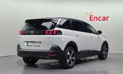 Peugeot 5008 2022, 74303 км, за 18971.46 USD