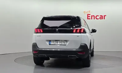 Peugeot 5008 2022, 74303 км, за 18971.46 USD