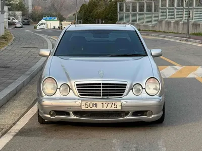 Mercedes-Benz E-Class 2001, 247331 км, за 11701.22 USD
