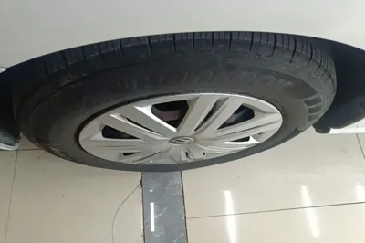 Volkswagen Polo 2016, 62300 км, за 6354 USD - фото 10