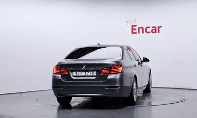 BMW 5-Series 2015, 57355 км, за 10404.36 USD