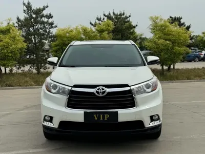 Toyota Highlander 2016, 96000 км, за 13537.11 USD