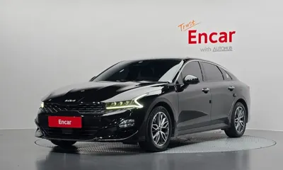 Kia K5 · 2023 год