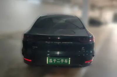 BYD Han 2022, 40700 км, за 20701 USD