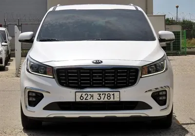 Kia Canival · 2019 год