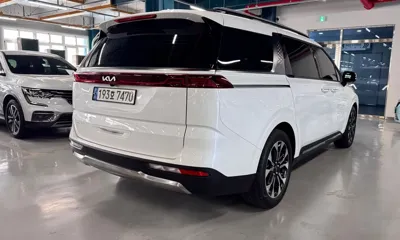 Kia Canival 2023, 79440 км, за 17190.85 USD