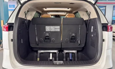 Kia Canival 2023, 79440 км, за 17190.85 USD - фото 8