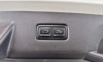 Kia Canival 2023, 79440 км, за 17190.85 USD - фото 19