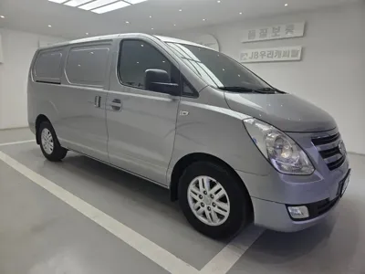 Hyundai Starex 2017, 119396 км, за 6384.37 USD