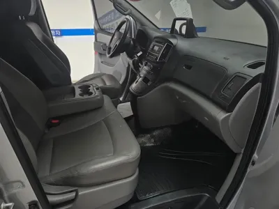 Hyundai Starex 2017, 119396 км, за 6384.37 USD - фото 10