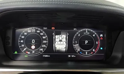 Land Rover Range Rover 2018, 174282 км, за 28895.15 USD - фото 8