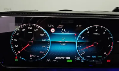 Mercedes-Benz GLE-Class 2023, 30993 км, за 59445.59 USD - фото 8