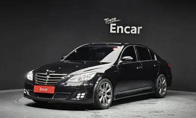Hyundai Genesis · 2012 год