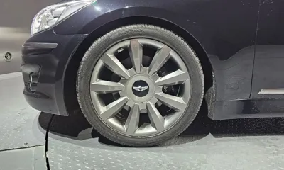 Hyundai Genesis 2012, 176727 км, за 8801.89 USD