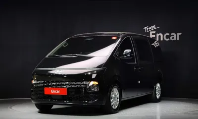 Hyundai Staria · 2022 год
