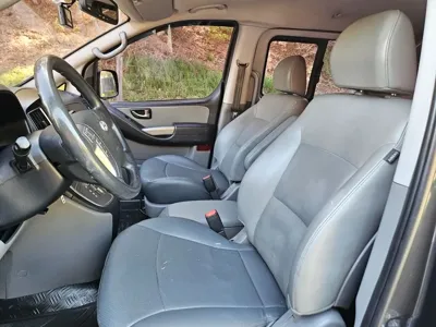 Hyundai Starex 2017, 68403 км, за 7548.9 USD - фото 8
