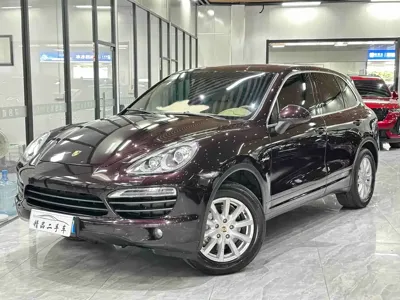 Porsche Cayenne · 2012 год