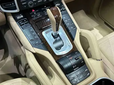 Porsche Cayenne 2012, 132000 км, за 14726.4 USD - фото 20