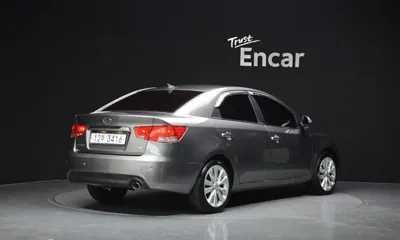 Kia Porte 2010, 91980 км, за 2312.52 USD