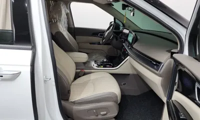 Kia Canival 2023, 83922 км, за 25075.49 USD - фото 11
