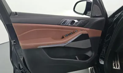 BMW X5 2024, 26354 км, за 75160.83 USD - фото 24