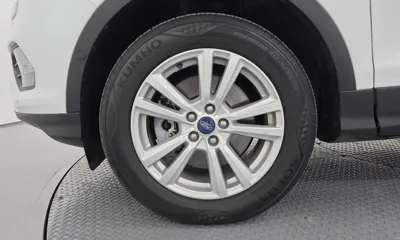Ford Kuga 2017, 132900 км, за 4560.26 USD