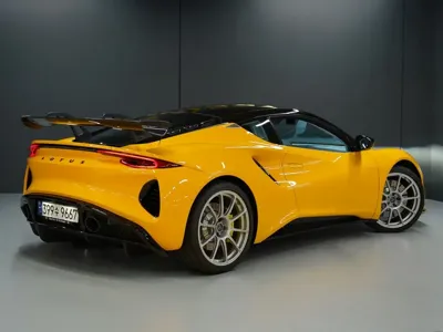 Lotus Emira 2024, 4000 км, за 84685.57 USD