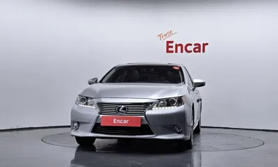 Lexus ES 2013, 108546 км, за 9751.5 USD