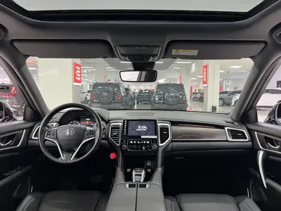 Honda UR-V 2018, 66000 км, за 14243.4 USD