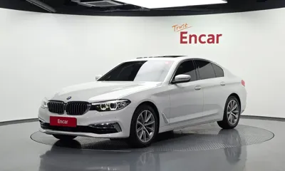 BMW 5-Series · 2019 год