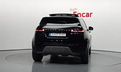 Land Rover Range Rover Evoque 2025, 1040 км, за 32503.4 USD