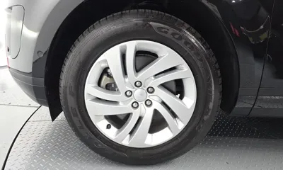 Land Rover Range Rover Evoque 2025, 1040 км, за 32503.4 USD