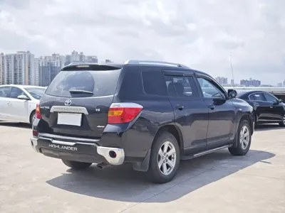 Toyota Highlander 2010, 230000 км, за 3963.51 USD