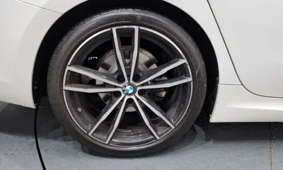 BMW 3-Series 2022, 58813 км, за 21859 USD