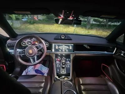 Porsche Panamera 2018, 121000 км, за 36366.02 USD - фото 13
