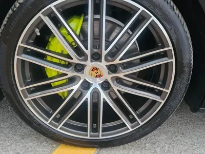 Porsche Panamera 2018, 121000 км, за 36366.02 USD - фото 19